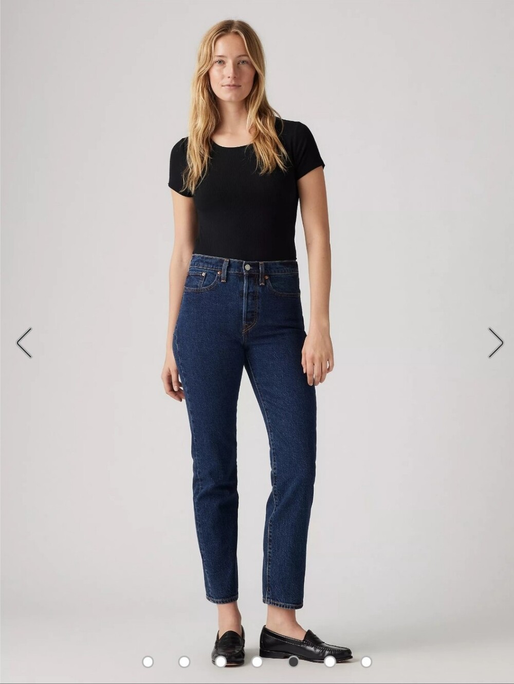 👖 Levi's Wedgie High-Rise Women’s Jeans in Dark Blue